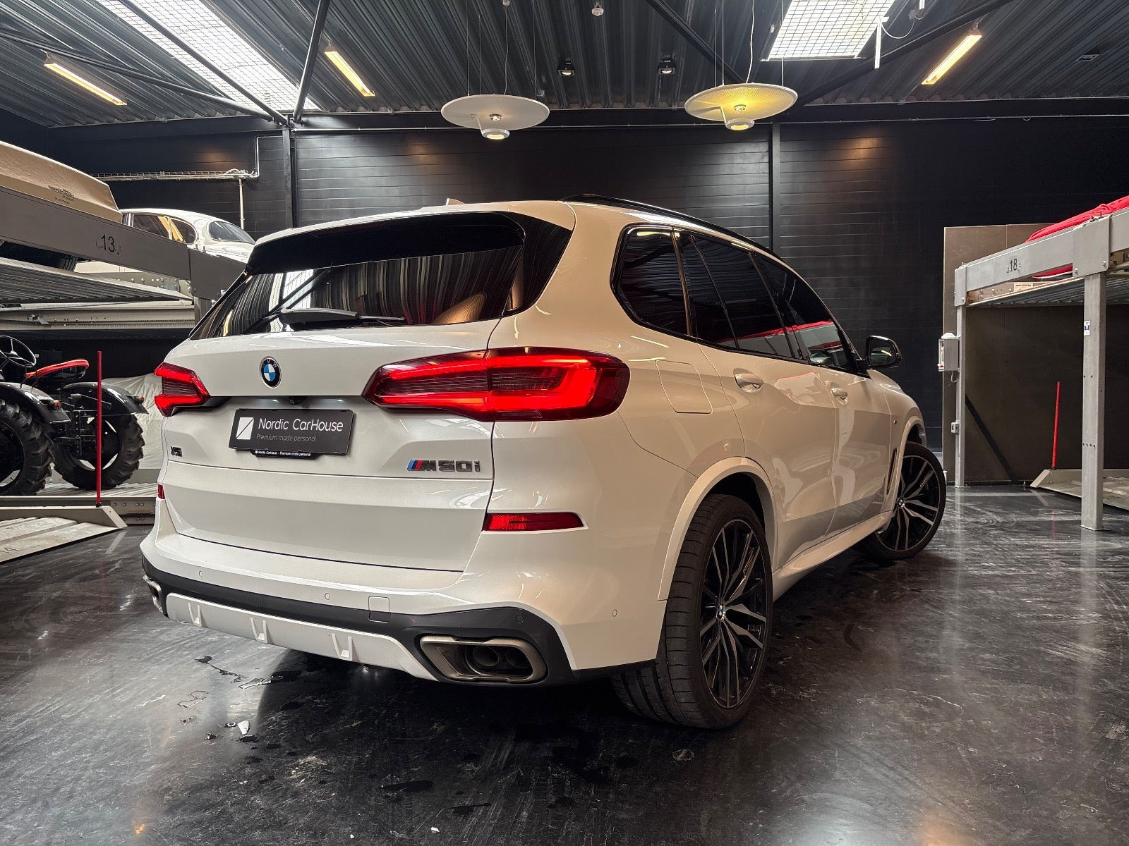 Hvid BMW X5 fra 2019
