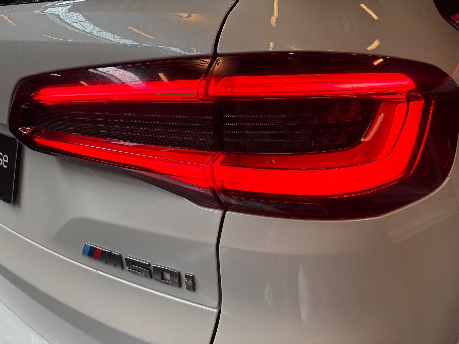 Hvid BMW X5 fra 2019