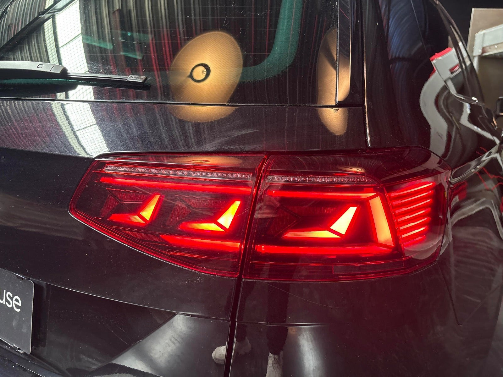 Sort VW Passat fra 2020
