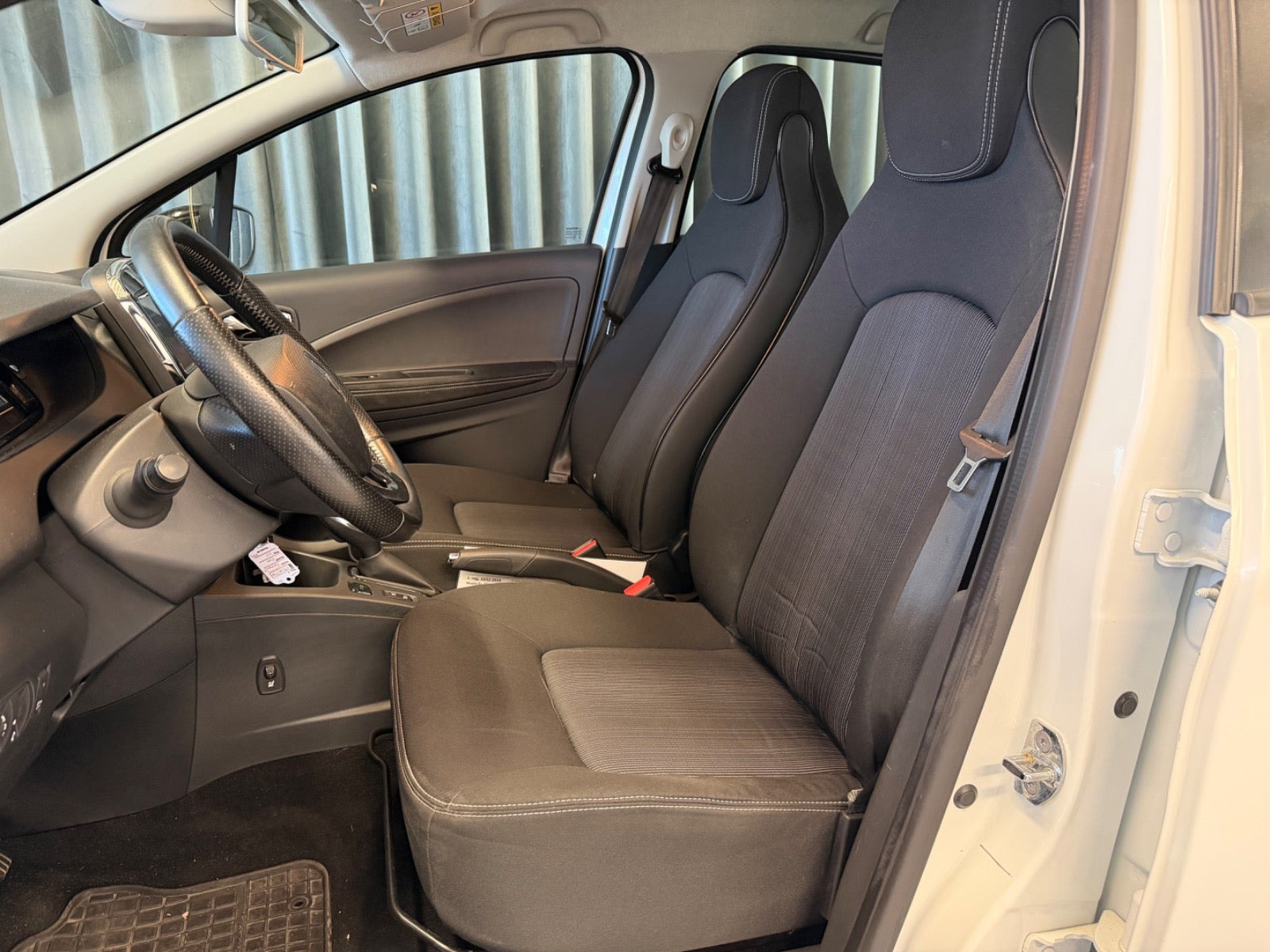 Hvid Renault Zoe fra 2019