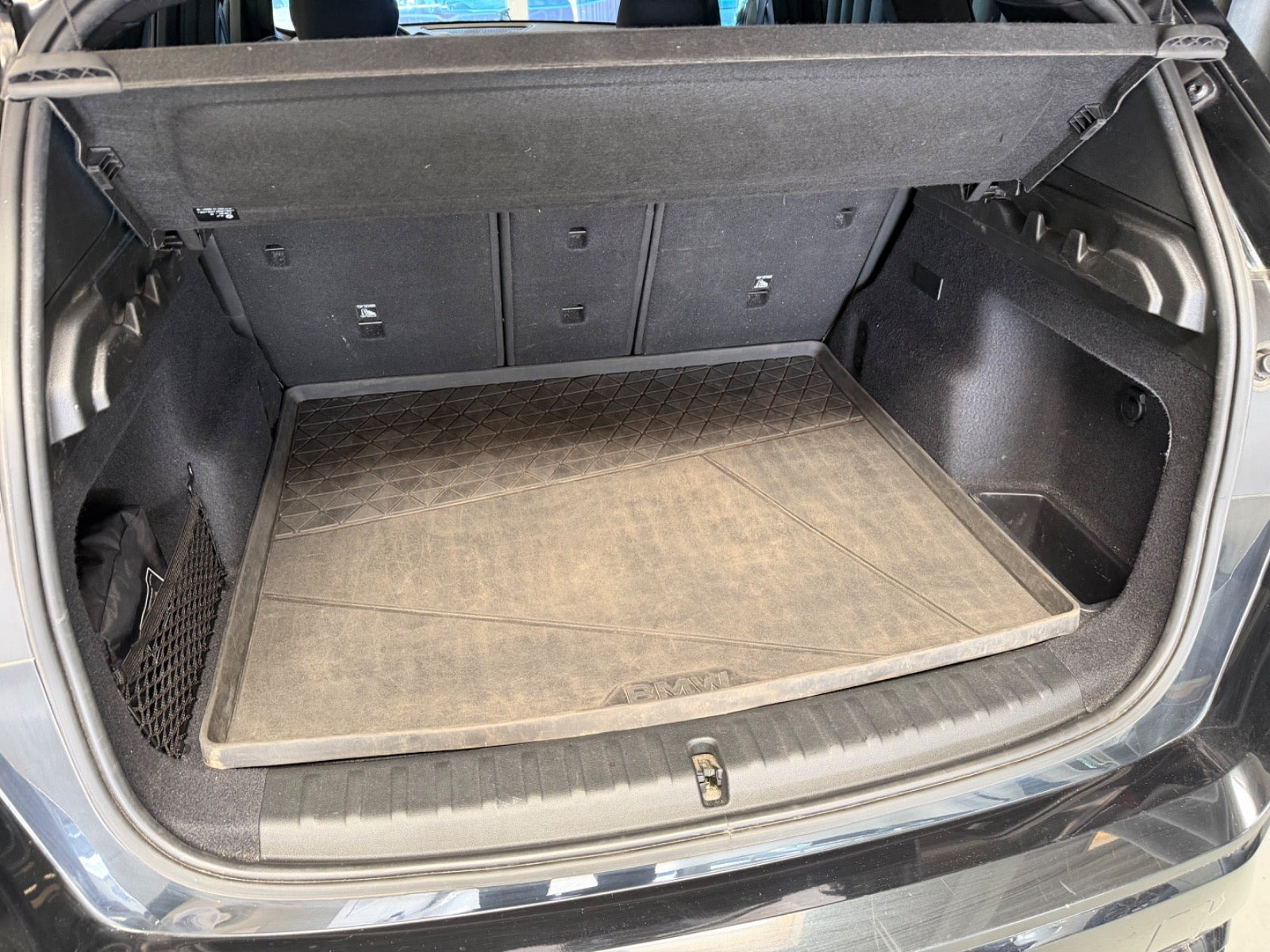 Sort BMW iX1 fra 2023