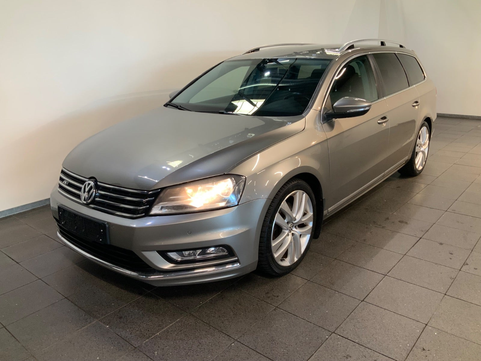 VW Passat 2,0 TDi 177 R-line Variant DSG BMT