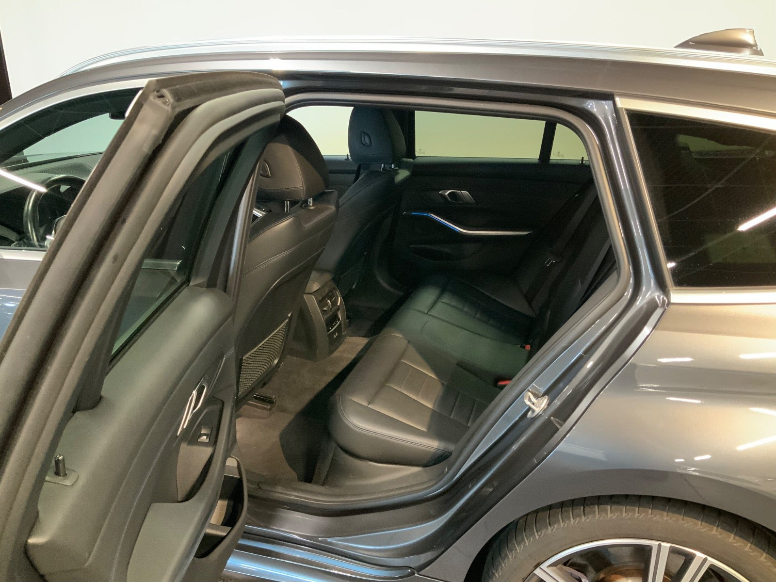 BMW 330e Touring Steptronic, 292hk, 2021