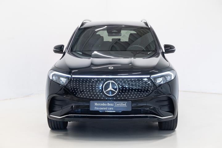 Sort Mercedes EQB250+ fra 2025