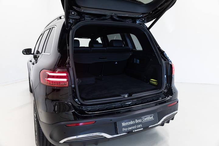 Sort Mercedes EQB250+ fra 2025