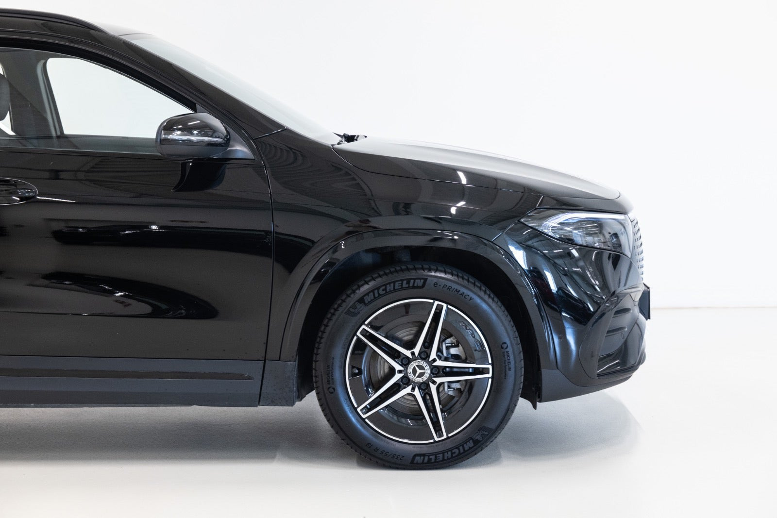 Sort Mercedes EQA250+ fra 2024