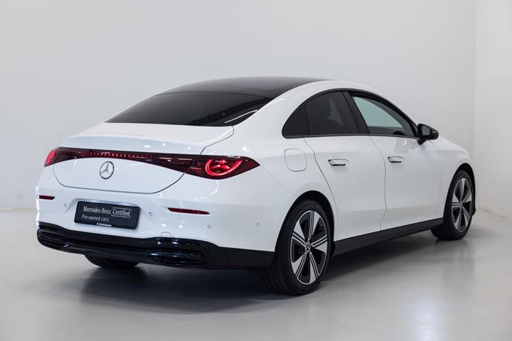 Hvid Mercedes CLA250+ fra 2025
