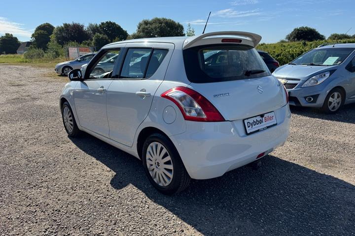 undefined Suzuki Swift fra 2011