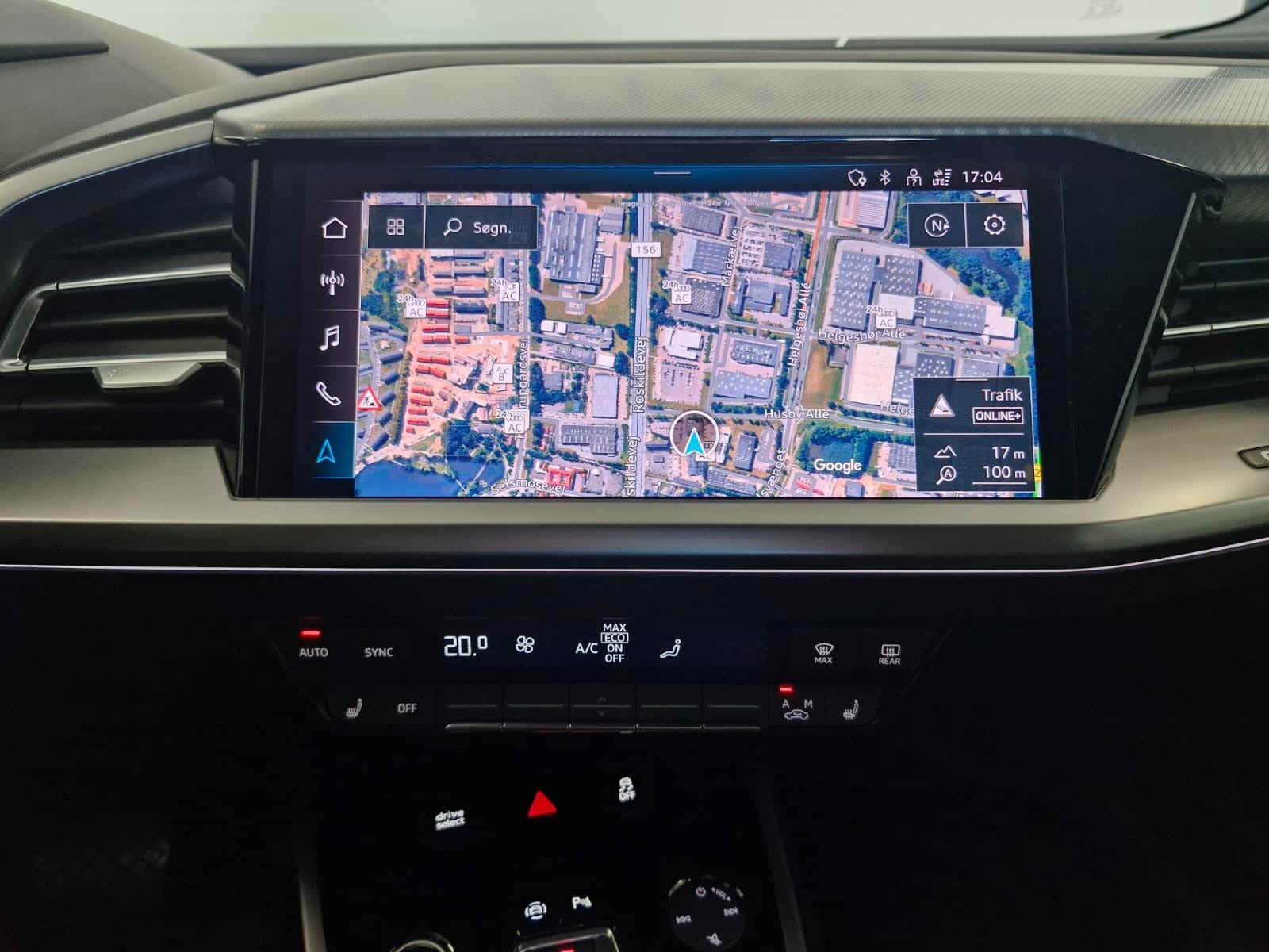Grå Audi Q4 e-tron fra 2022