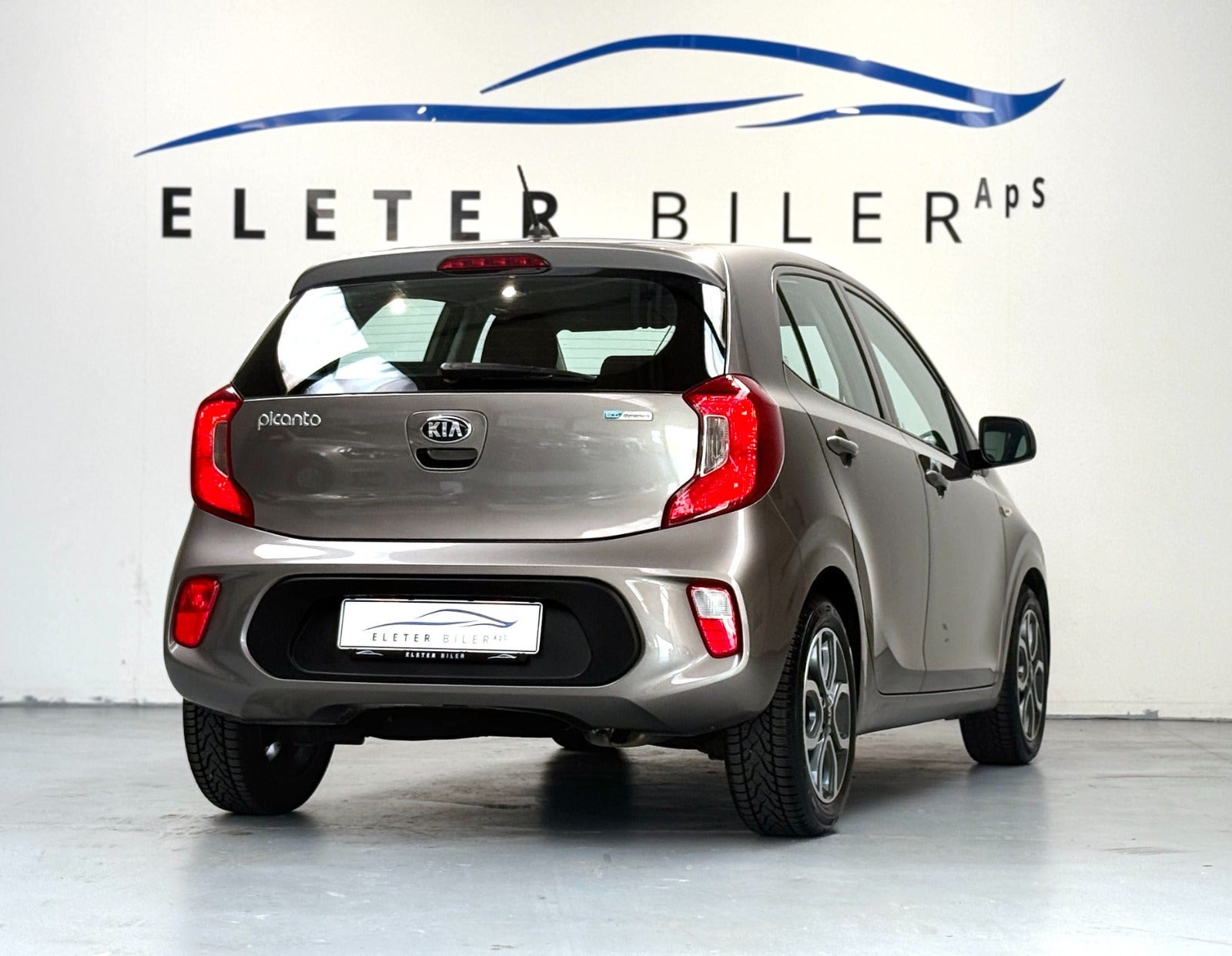 Grå Kia Picanto fra 2018