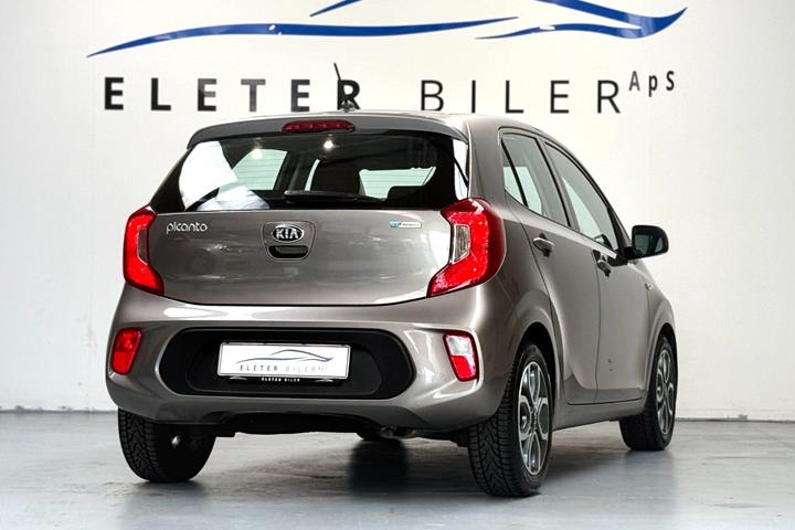 Grå Kia Picanto fra 2018
