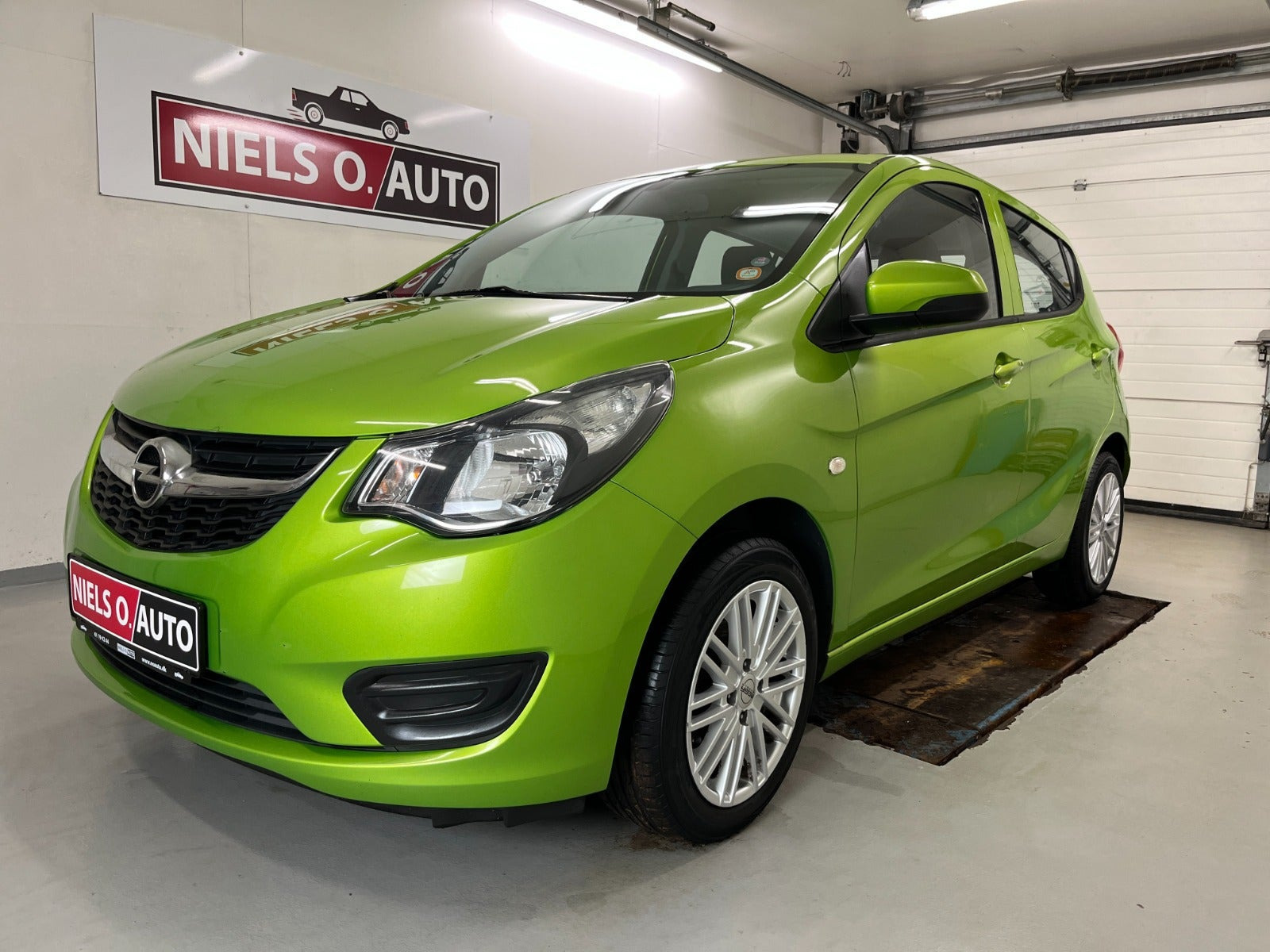 Grøn Opel Karl fra 2016