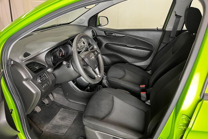 Grøn Opel Karl fra 2016