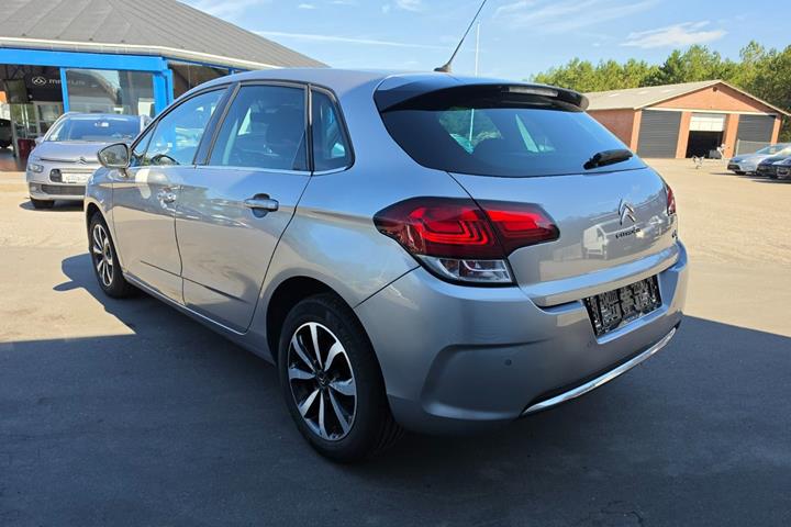Sølv Citroën C4 fra 2018