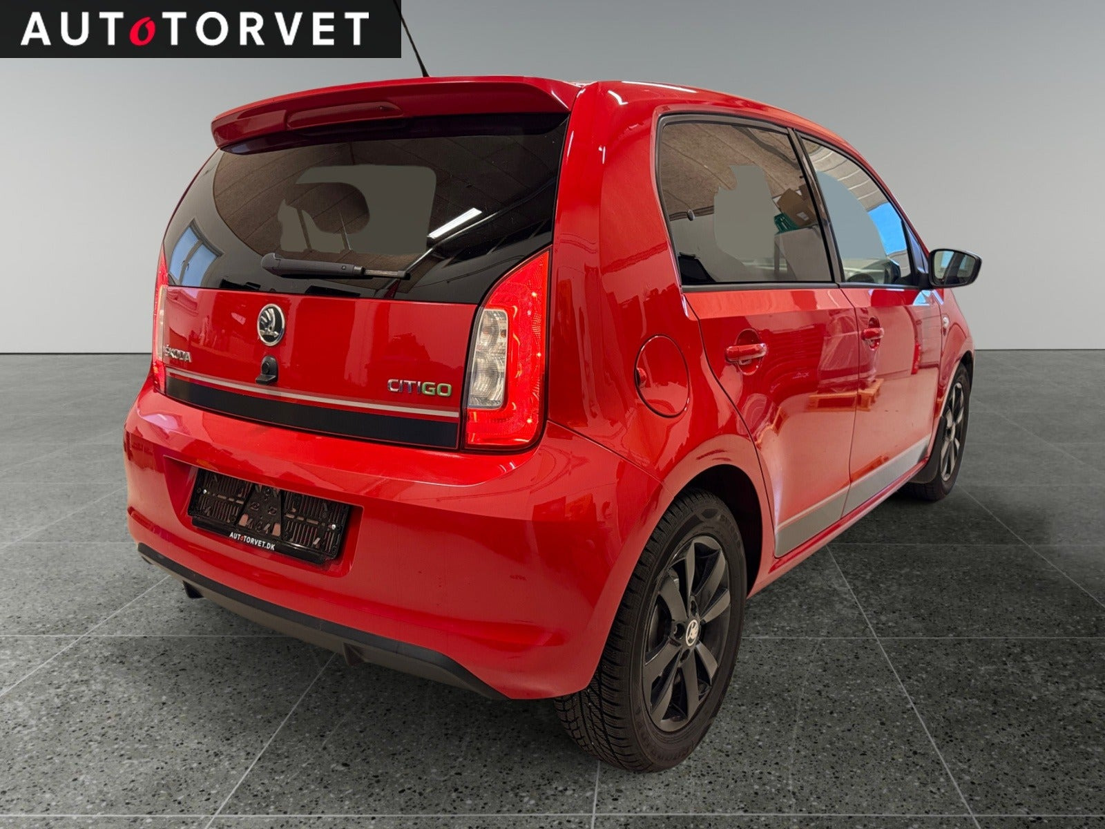Rød Skoda Citigo fra 2014