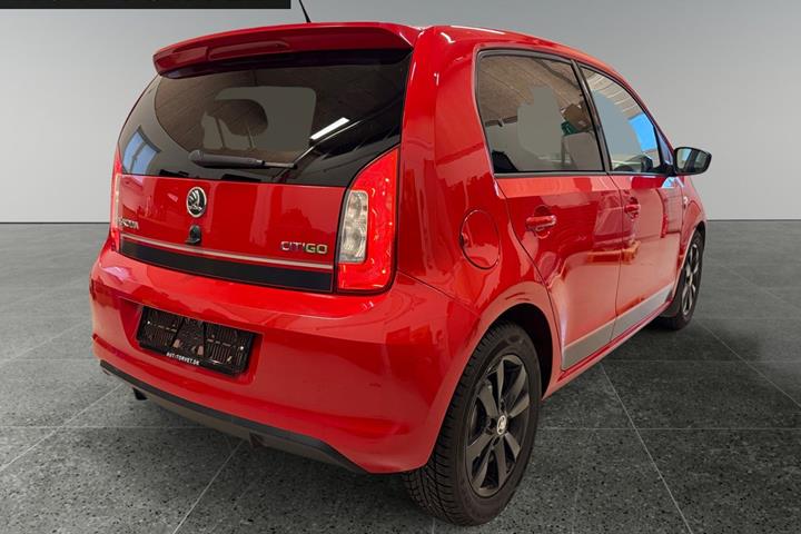 Rød Skoda Citigo fra 2014