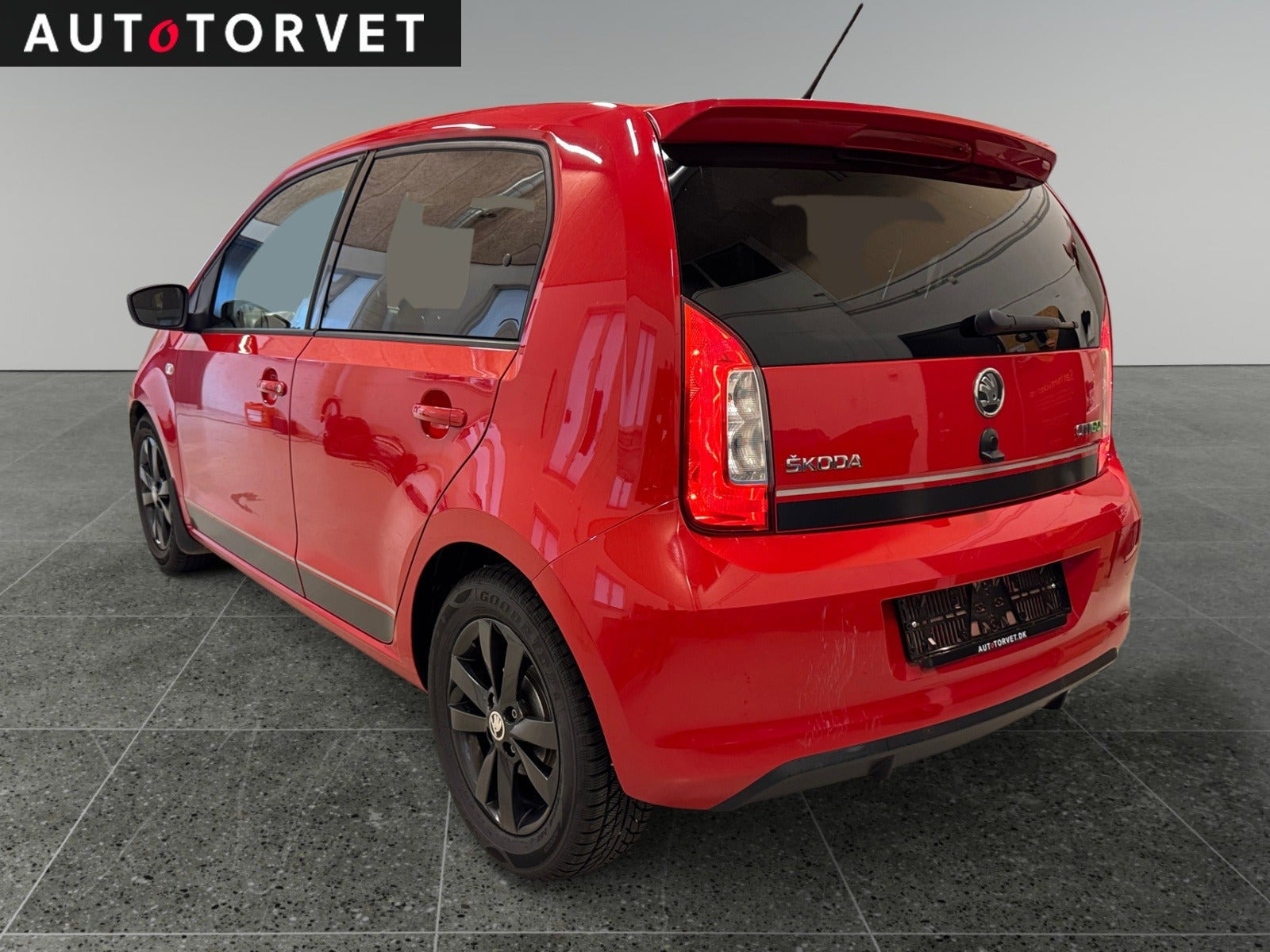 Rød Skoda Citigo fra 2014
