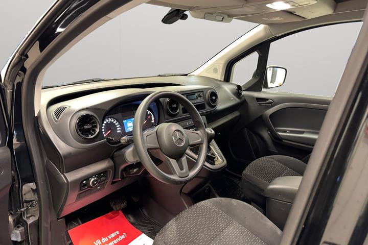 Sort Mercedes eCitan fra 2024