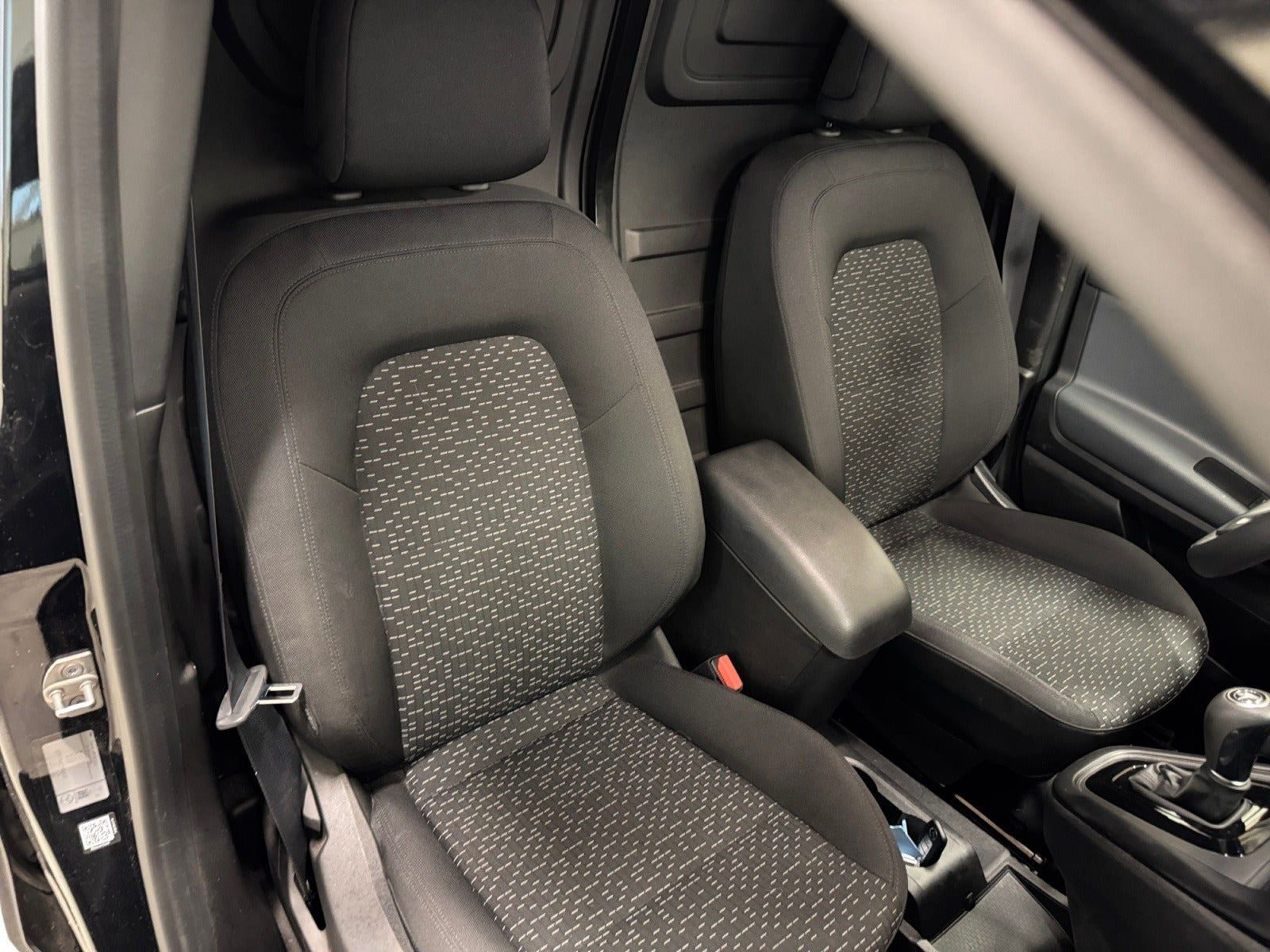 Sort Mercedes eCitan fra 2024