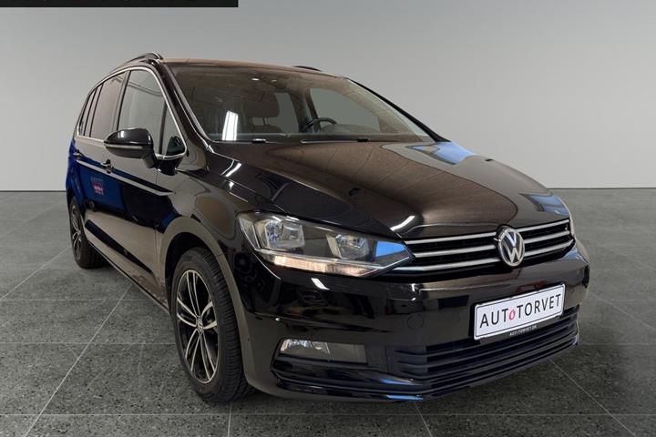 Sort VW Touran fra 2018