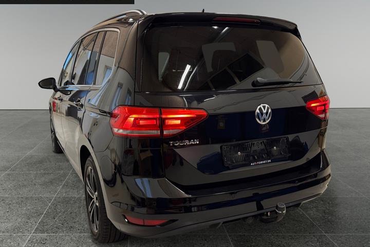 Sort VW Touran fra 2018