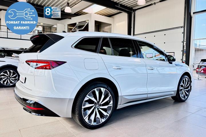 Hvid Skoda Enyaq fra 2026
