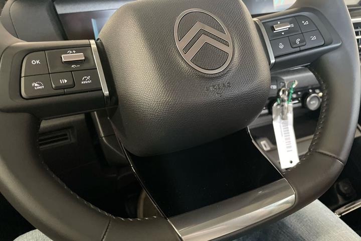 Sort Citroën ë-C4 fra 2024