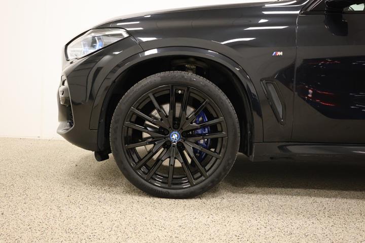 Sort BMW X5 fra 2019