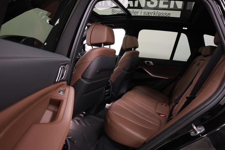 Sort BMW X5 fra 2019