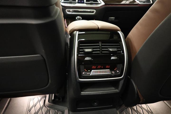 Sort BMW X5 fra 2019