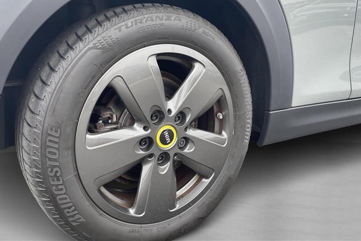 Grå Mini Cooper SE fra 2022