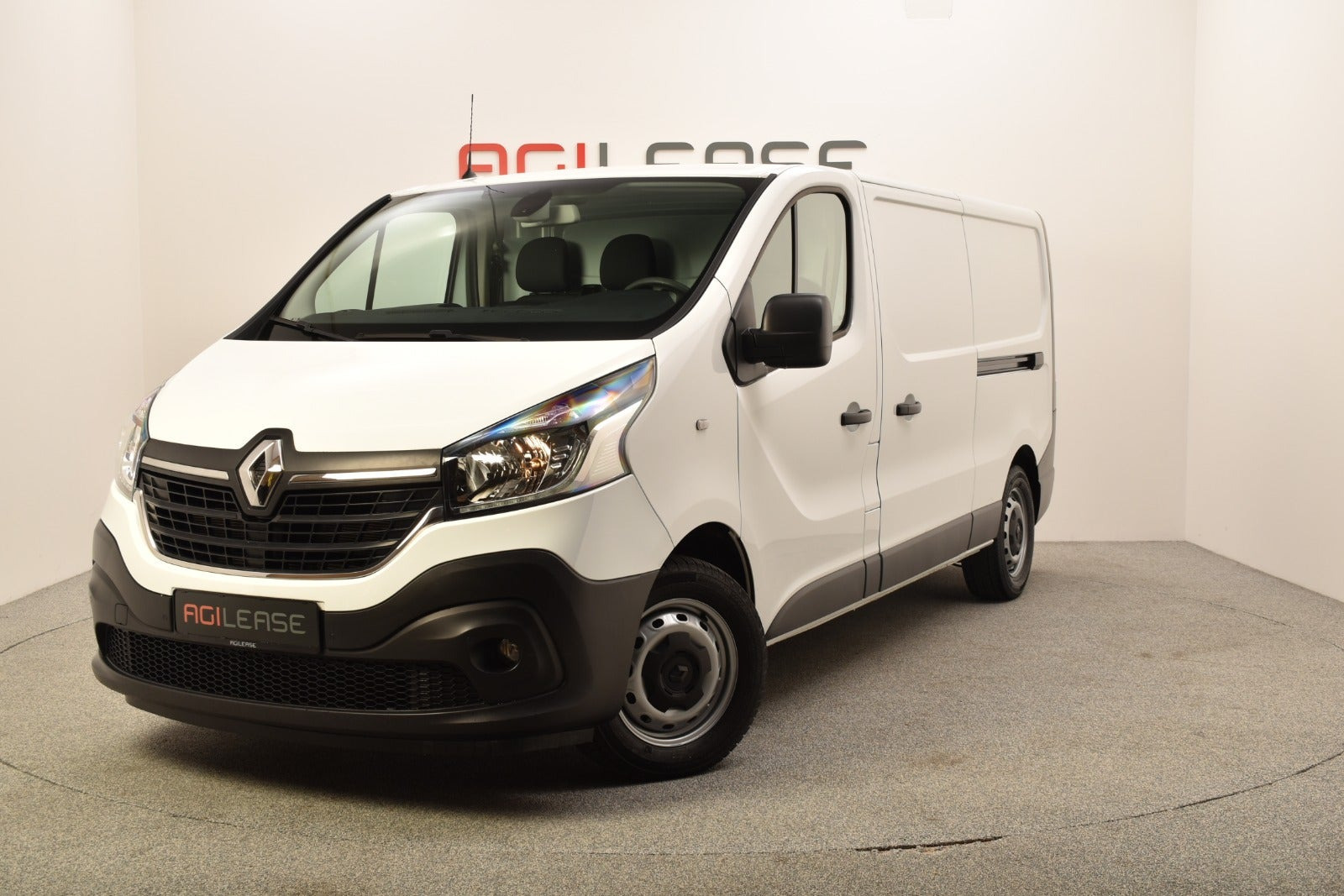 Renault Trafic T29 2,0 dCi 145 L2H1