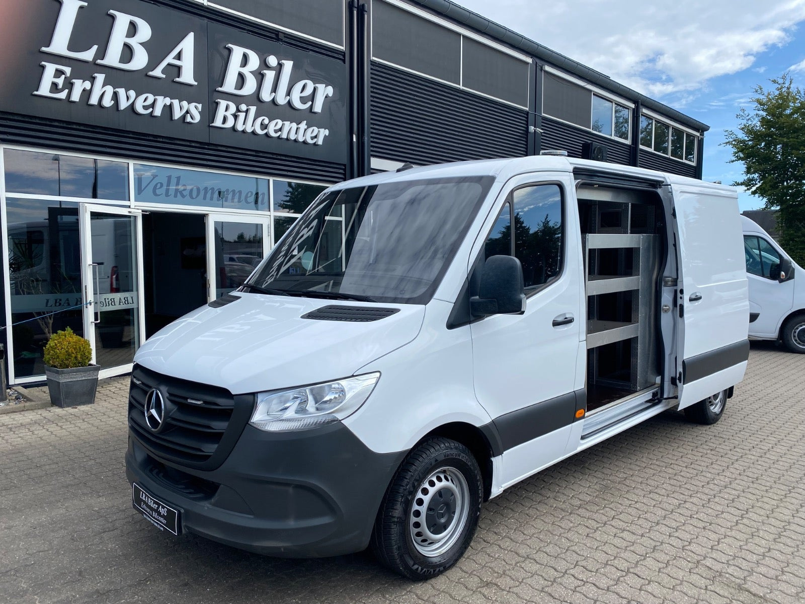 Hvid Mercedes Sprinter 315 fra 2023