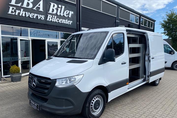 Hvid Mercedes Sprinter 315 fra 2023