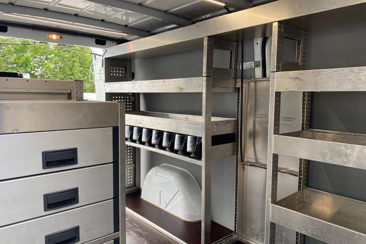 Hvid Mercedes Sprinter 315 fra 2023