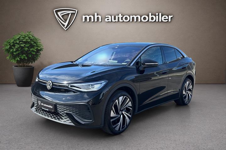 Sort VW ID.5 fra 2025 set udefra