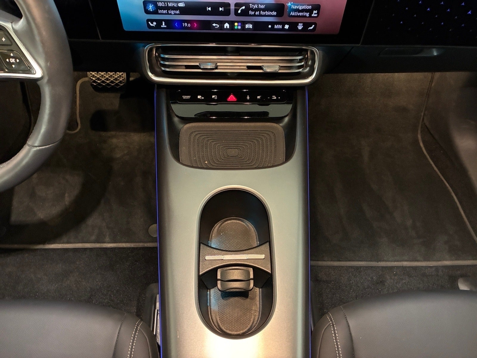 Hvid Mercedes CLA250+ fra 2026