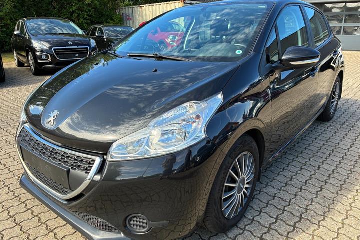 Sort Peugeot 208 fra 2012