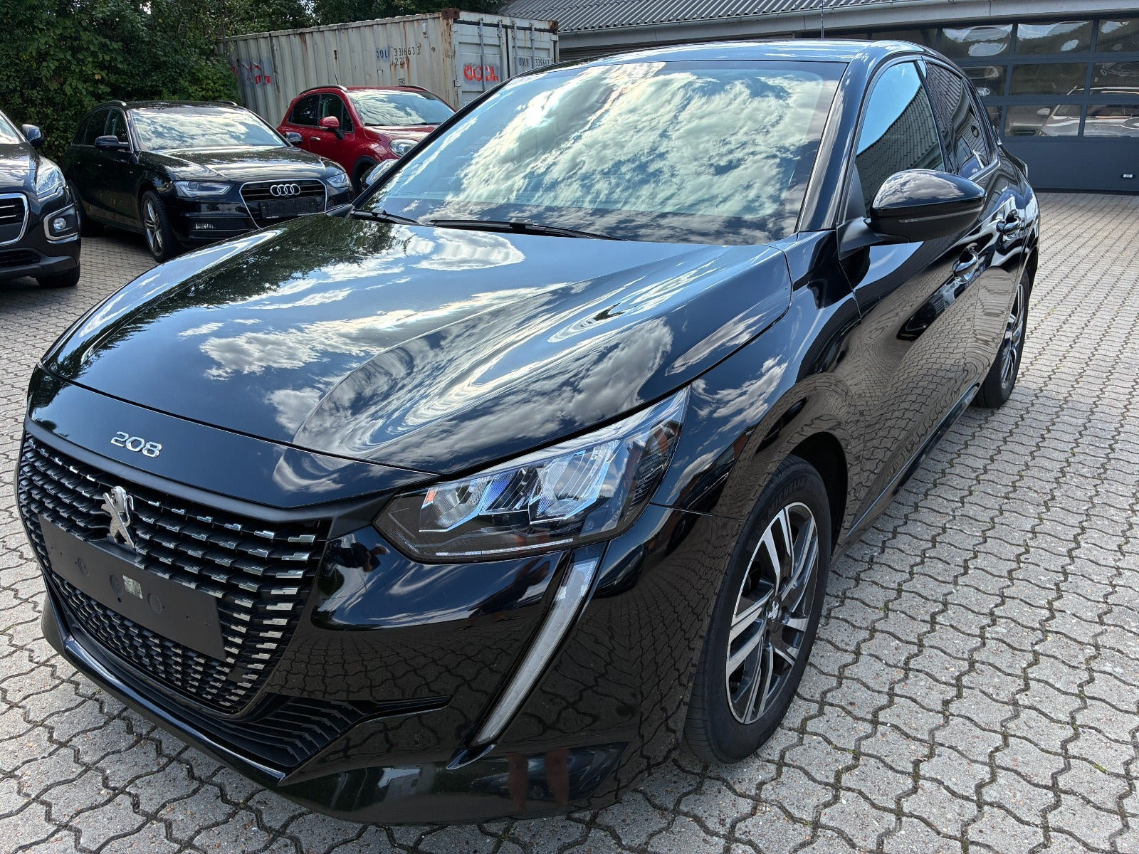 Peugeot 208 1,2 PureTech 100 Allure+