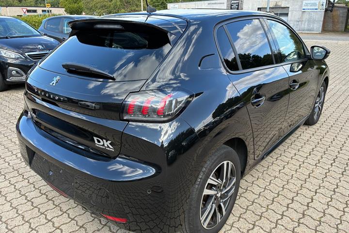Sort Peugeot 208 fra 2021