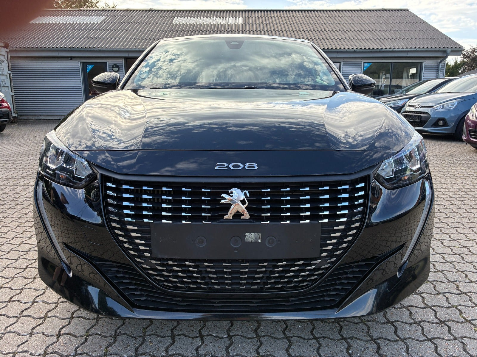 Sort Peugeot 208 fra 2021