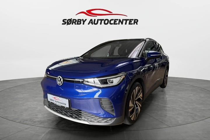 Blå VW ID.4 fra 2024 set udefra