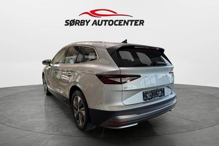 Sølv Skoda Enyaq fra 2025