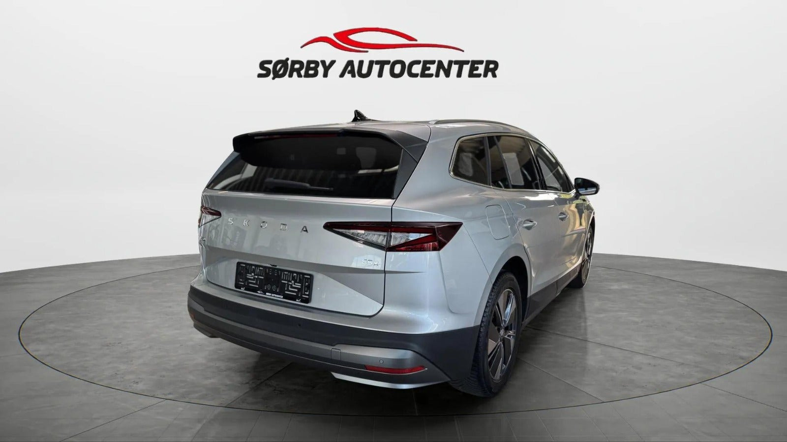 Sølv Skoda Enyaq fra 2025