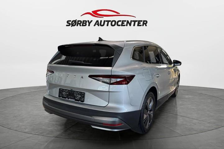 Sølv Skoda Enyaq fra 2025