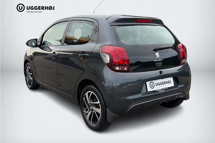 Grå Peugeot 108 fra 2020