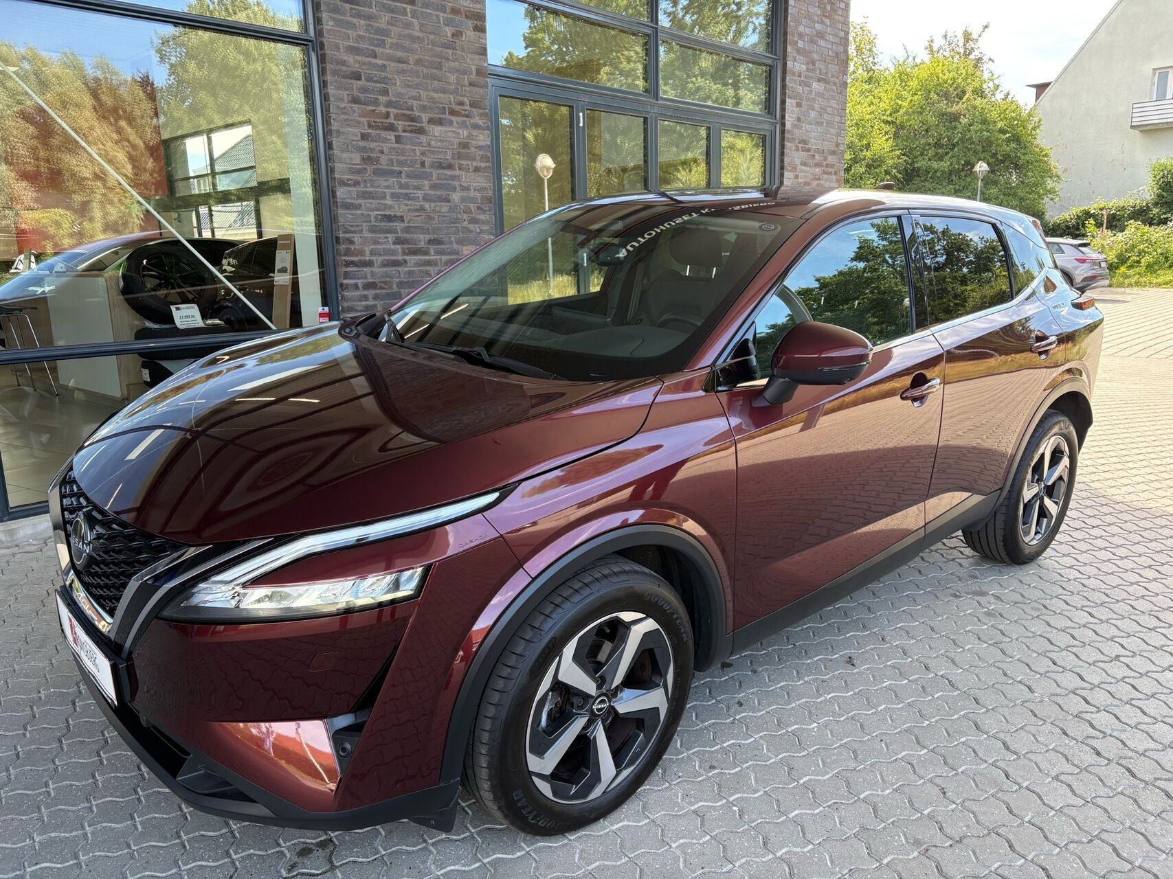Nissan Qashqai 1,3 MHEV  Mild hybrid N-Connecta X-Tronic 158HK 5d 7g Aut.