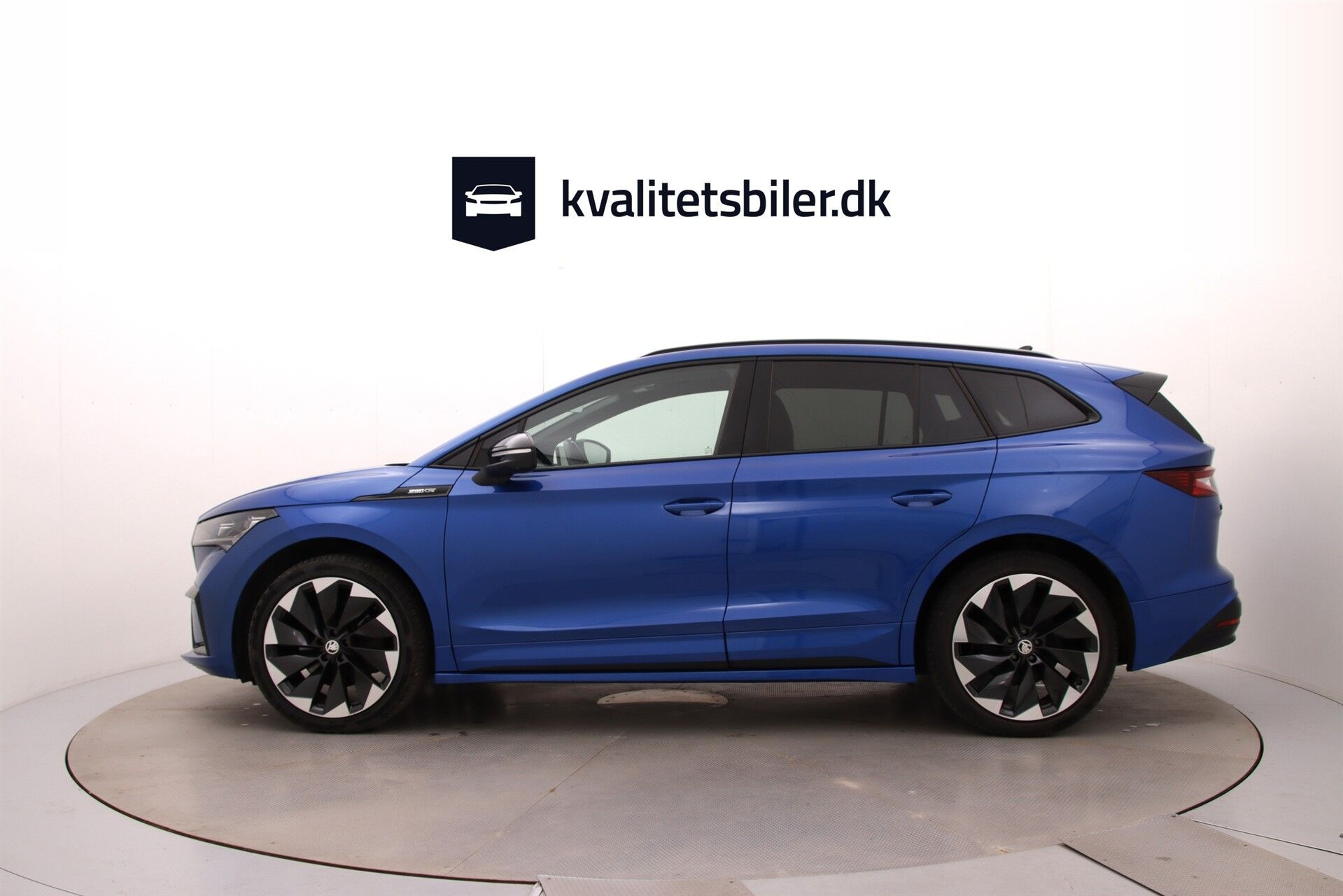 Blå Skoda Enyaq fra 2023