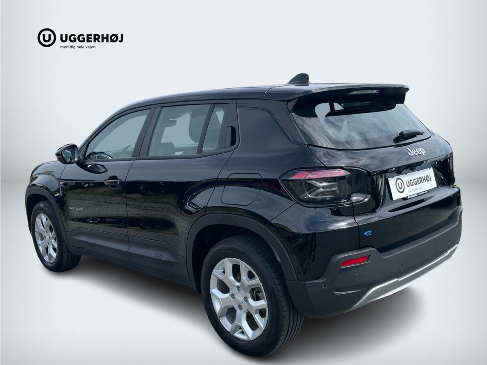 Sort Jeep Avenger fra 2025