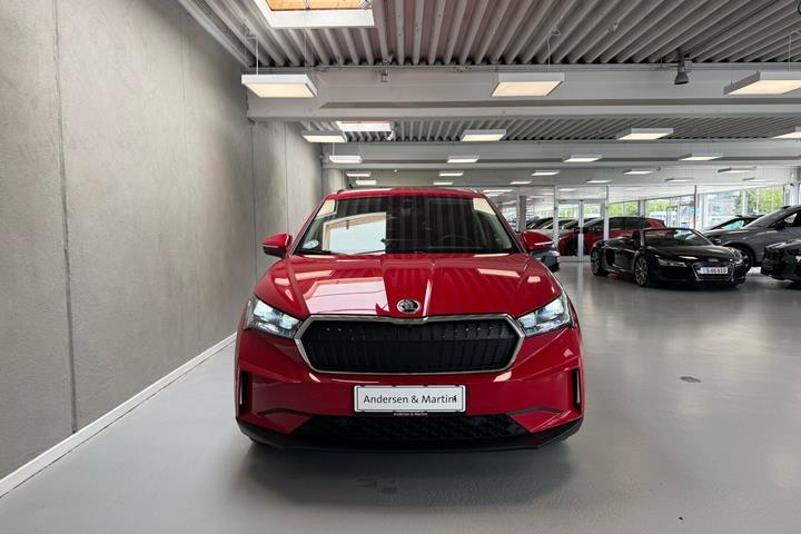 Rød Skoda Enyaq fra 2023